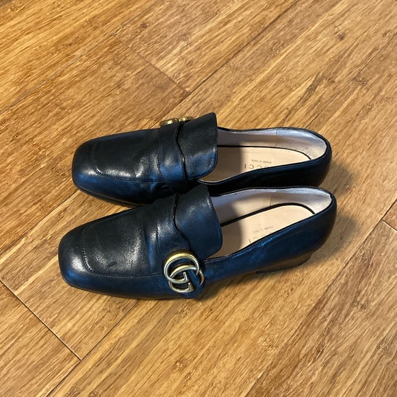 Gucci women’s loafer- black leather marmont - Picture 1 of 10